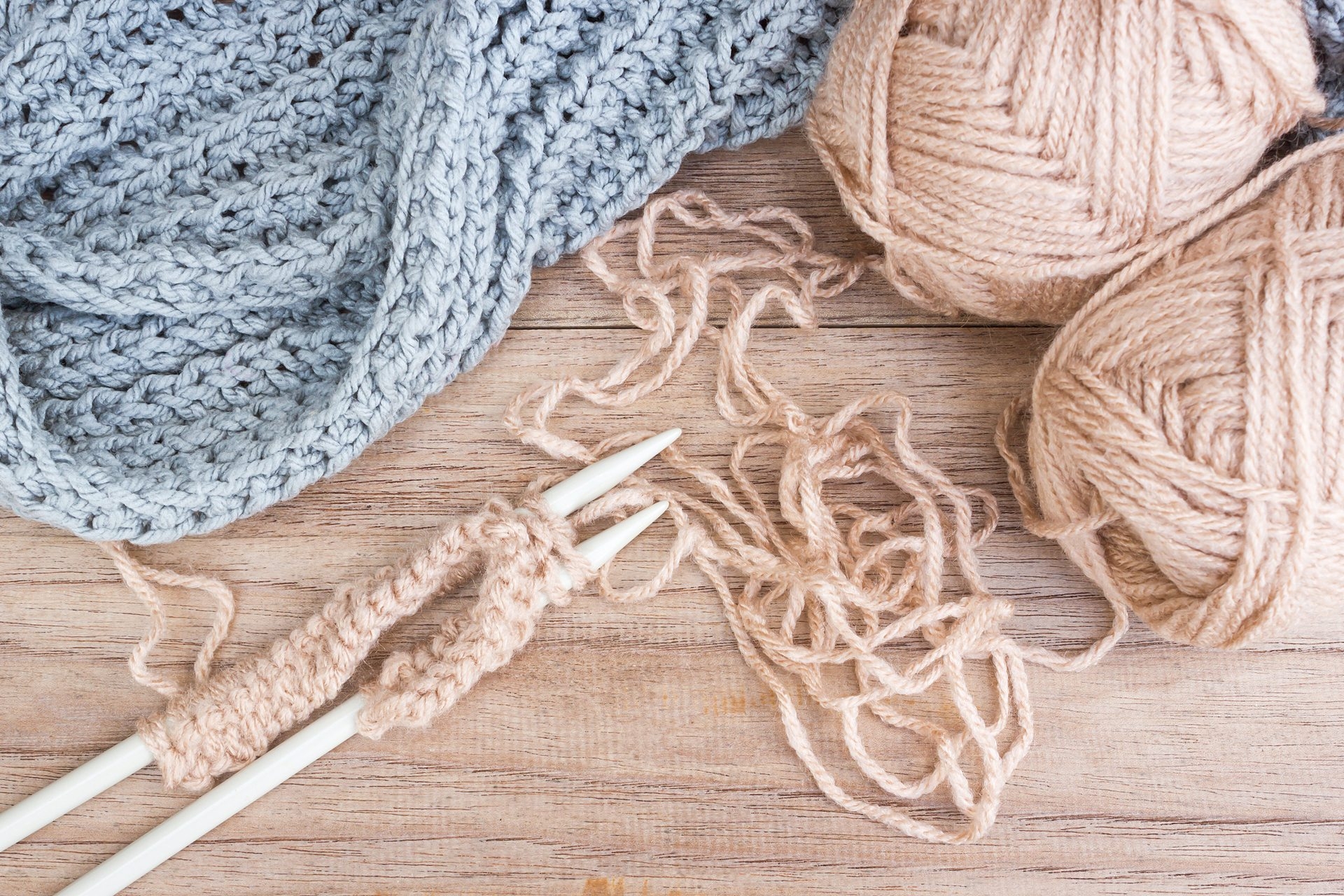The Beginner s Guide To Knitting Knitting Tips Advice
