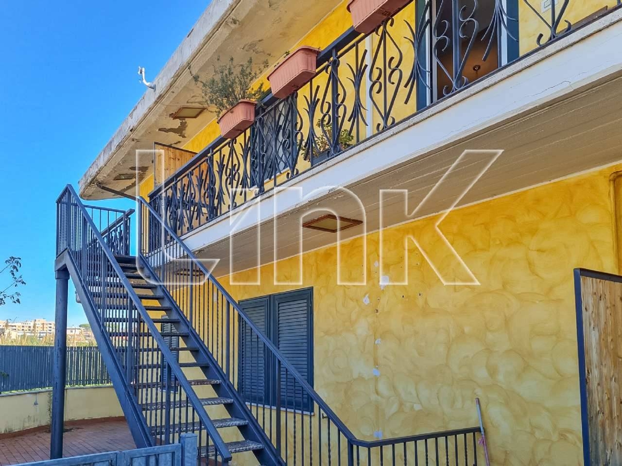 Vendita Appartamento In Vendita Via Placanica Roma